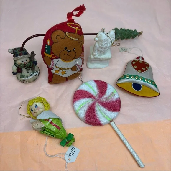 5 pc Vintage Mixed Christmas Ornament Lot - Candy, Bear, Bell - Picture 9 of 16